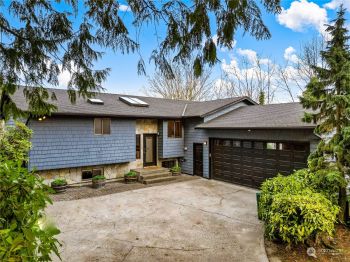 322 S 104th Street , Seattle, WA 98168