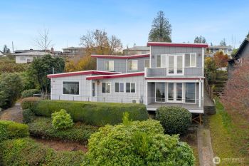 10445 Dixon Drive S, Seattle, WA 98178