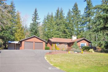 4703 College Street , Bellingham, WA 98229