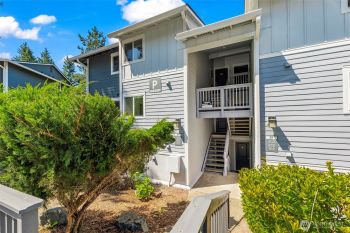 14221 NE 181st Place #P201, Woodinville, WA 98072