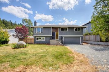 3419 W 4th Street , Anacortes, WA 98221