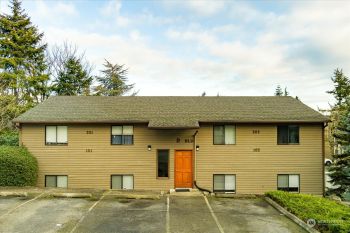690 NW Atalanta Way "Bldg D" , Oak Harbor, WA 98277