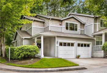 17819 NE 96th Way #1, Redmond, WA 98052