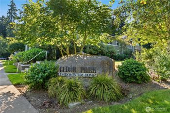 10500 NE 221st Lane #202, Redmond, WA 98053