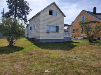 1648 E 34th Street , Tacoma, WA 98404
