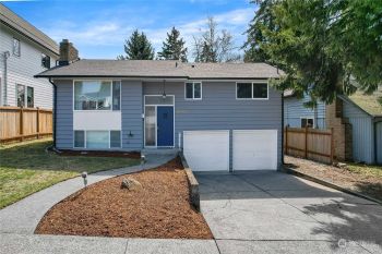5010 N 11th Street , Tacoma, WA 98406