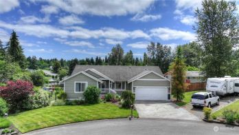 10309 55th Avenue E, Puyallup, WA 98373