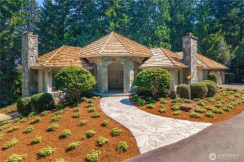 18601 SE 64th Way , Issaquah, WA 98027