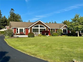 920 Karen Ann Drive , Camano Island, WA 98282