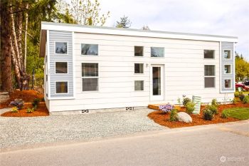 31108 3rd Avenue #201, Black Diamond, WA 98010