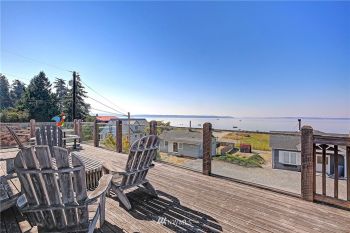 273 N Sunset Drive , Camano Island, WA 98282