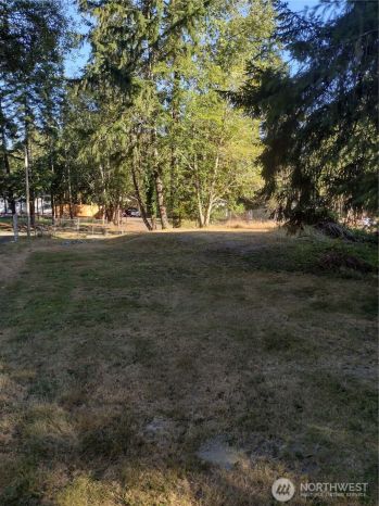 551 E Lakeshore Drive E, Shelton, WA 98584