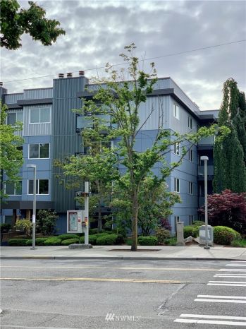 5601 California Avenue SW #305, Seattle, WA 98136