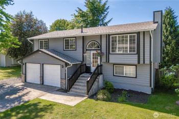 12012 140th Street Ct E, Puyallup, WA 98374