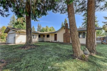 517 N 200th Street , Shoreline, WA 98133