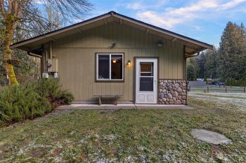 2792 El Camano Street , Camano Island, WA 98282