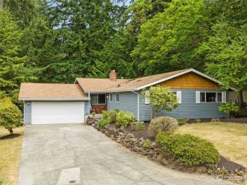 9519 51st Street W, University Place, WA 98467