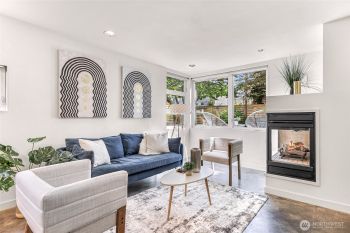 8363 29th Avenue NW, Seattle, WA 98117-3822