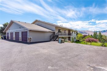 520 11th Street Pl NE #25, East Wenatchee, WA 98802