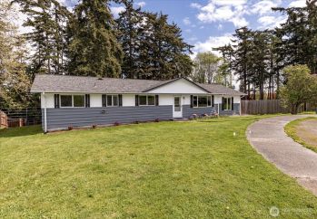 900 NW Anchor Drive , Oak Harbor, WA 98277