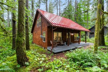 7493 Miller Way , Deming, WA 98244