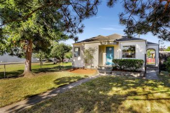 2305 Queen Street , Bellingham, WA 98229