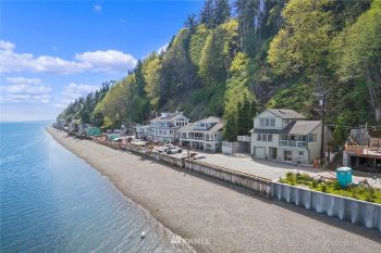 3240 Shoreline Drive , Camano Island, WA 98282