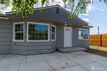 622 3rd Place SE , Soap Lake, WA 98851
