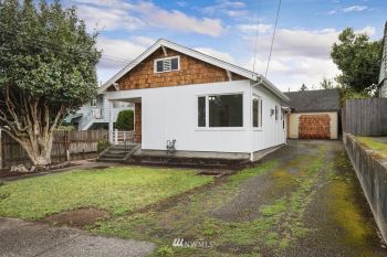 1915 9th Street , Bremerton, WA 98337