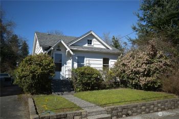 1127 Pennsylvania Avenue , Bremerton, WA 98337