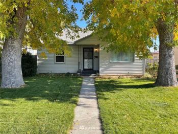 332 C Street SW, Ephrata, WA 98823