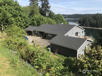 473 Island Boulevard ##B, Fox Island, WA 98333