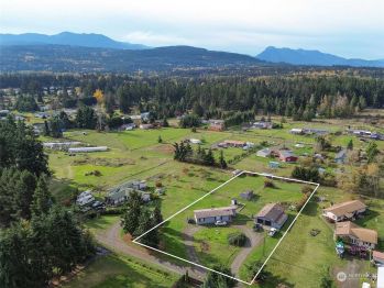 110 Alice Park Lane , Sequim, WA 98382