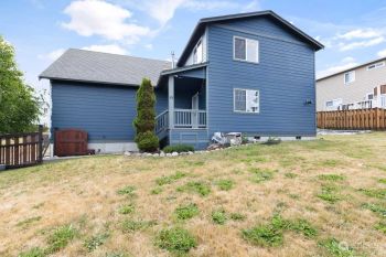 1575 SW 16th Avenue , Oak Harbor, WA 98277