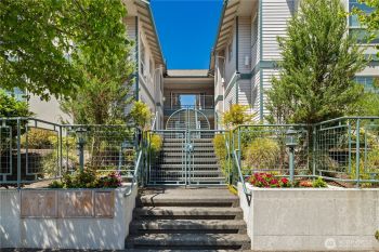 323 3rd Avenue N #101, Edmonds, WA 98020