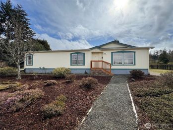 204 W Park Ave , Port Angeles, WA 98362-8214