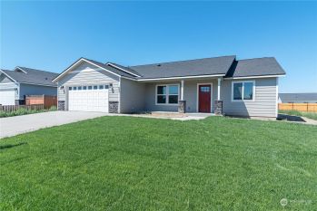 421 SW R , Quincy, WA 98848