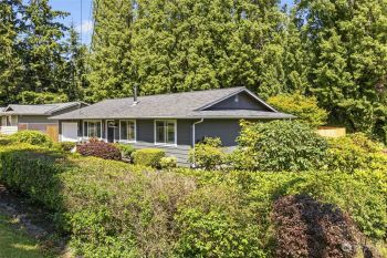 19280 Brockton Avenue NE, Suquamish, WA 98392