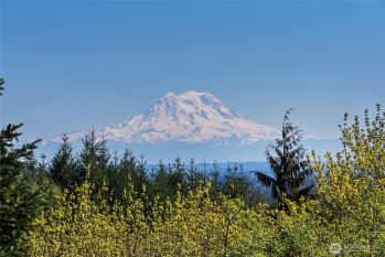 6029 Marantha Lane SW, Olympia, WA 98512