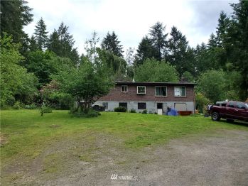 1324 Union Avenue , Steilacoom, WA 98388-3016