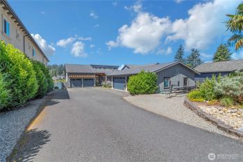7210 E Vandermark , Bonney Lake, WA 98391