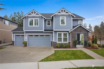 4208 Caddyshack Drive NE, Lacey, WA 98516