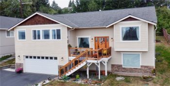 1238 View St , Camano Island, WA 98282