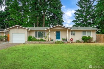 12517 134th Street Ct E, Puyallup, WA 98374-3238