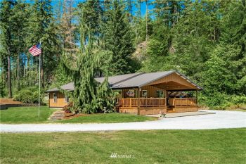 13114 412th St E , Eatonville, WA 98328