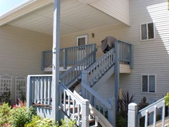 20617 28th Avenue W #E6, Lynnwood, WA 98036