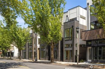 1106 C 34th Avenue , Seattle, WA 98122