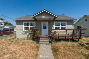 139 W 3rd Street , Port Angeles, WA 98362
