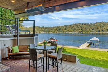 2624 W Lake Sammamish Parkway NE, Redmond, WA 98052