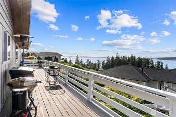 809 W Rocky Point Drive , Camano Island, WA 98282
